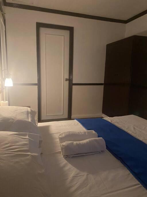 Fernandina 88 Suites Condo Cubao Esterno foto